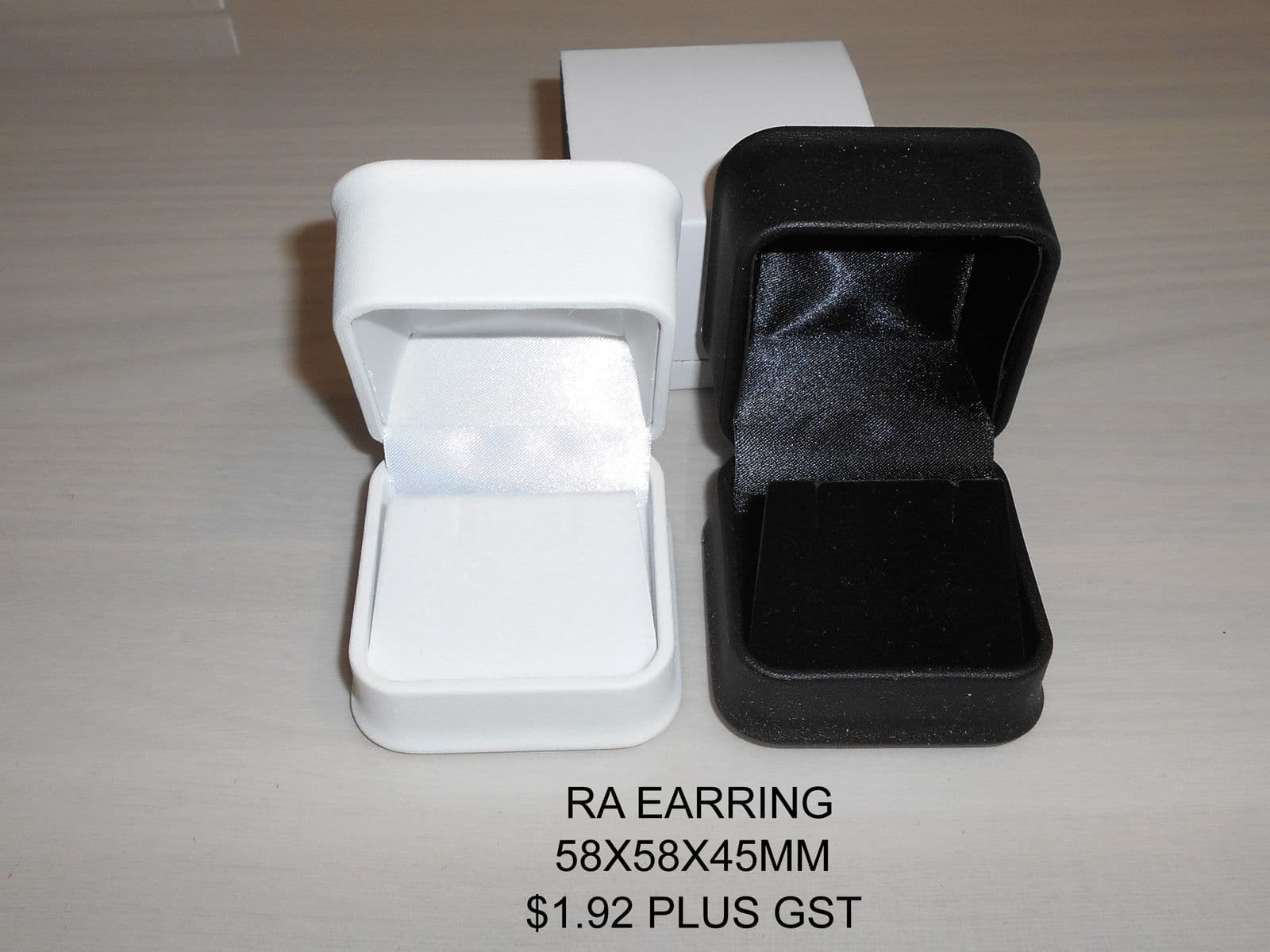 Display Trays